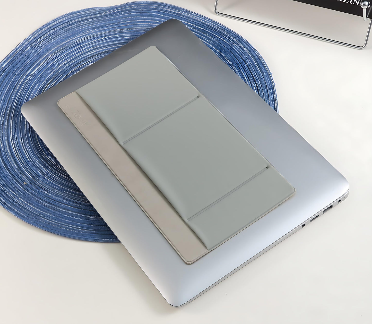 AMOZIFY 3-Pocket Laptop Organizer with Mouse Holder – Gray